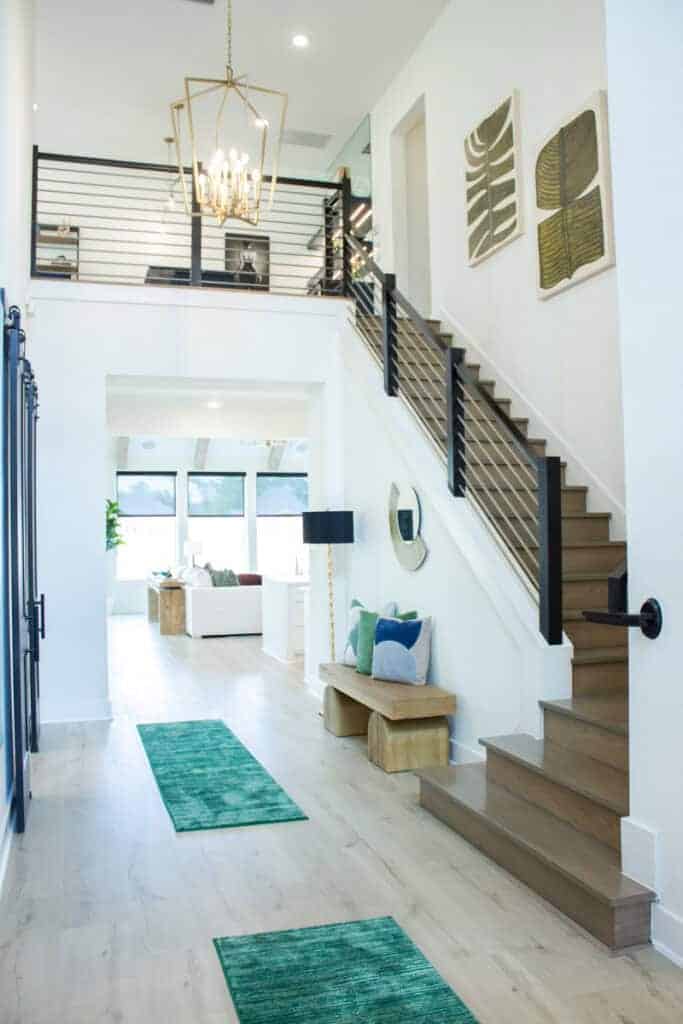 Horizontal Bar Stair Remodel